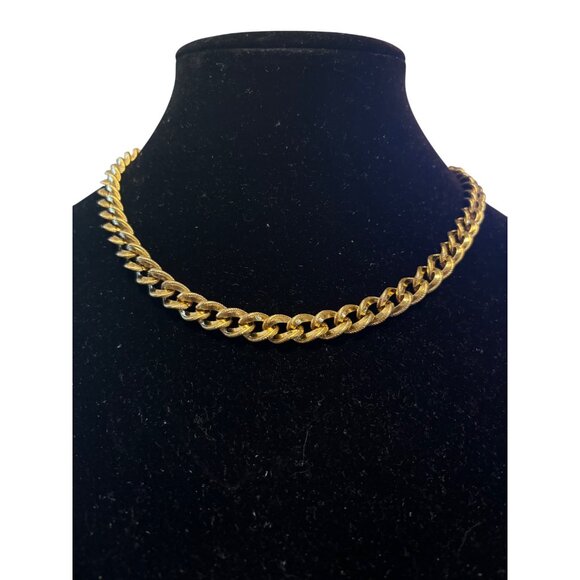 Vintage Napier Gold Tone Chain Necklace For Women Textured Links Classic Design - Picture 6 of 8